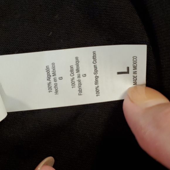 Alice in Wonderland black short sleeve  graphic tee Lg. Disney WDW Cheshire Cat - Picture 5 of 5